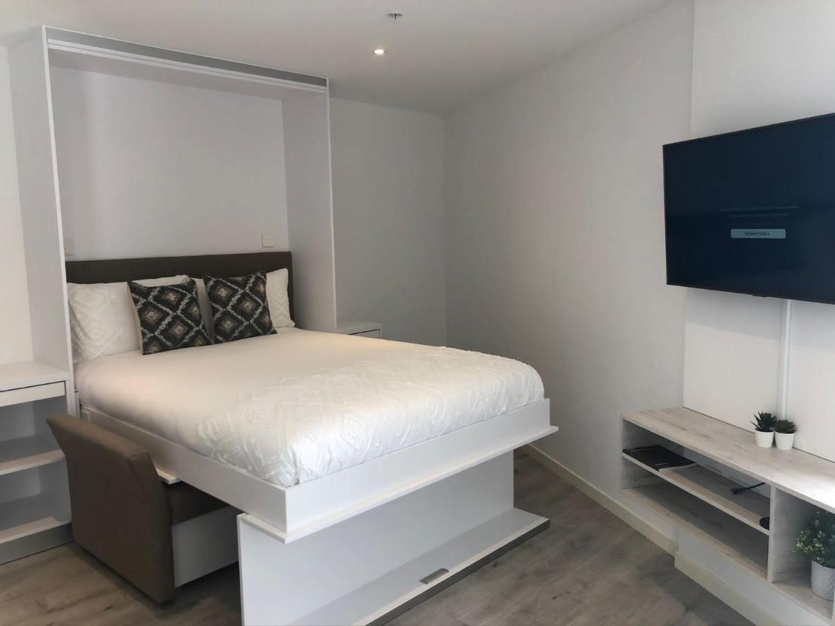 Cp High Floor Luxury Studio With Sea View ジブラルタル エクステリア 写真